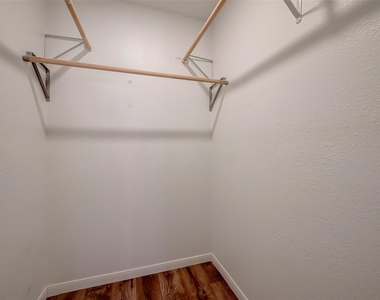 6823 Goforth Street - Photo Thumbnail 26