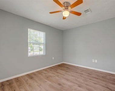 6823 Goforth Street - Photo Thumbnail 21