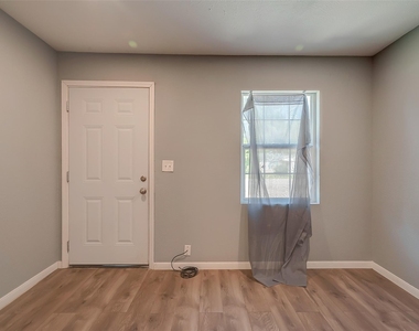 6823 Goforth Street - Photo Thumbnail 3