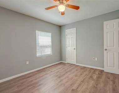 6823 Goforth Street - Photo Thumbnail 17