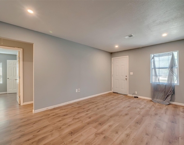 6823 Goforth Street - Photo Thumbnail 6