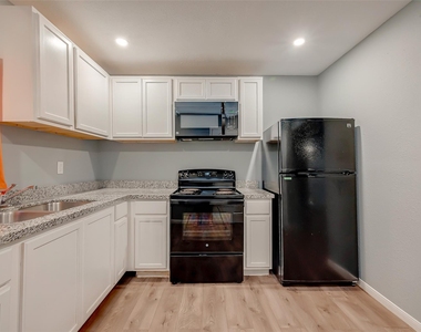 6823 Goforth Street - Photo Thumbnail 15