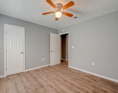 6823 Goforth Street - Photo Thumbnail 18