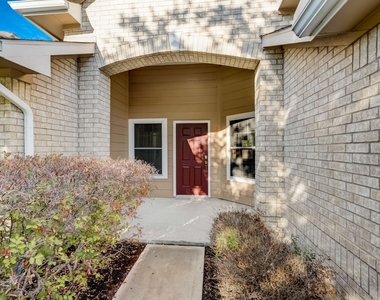 7219 Palmito Ranch Drive - Photo Thumbnail 4