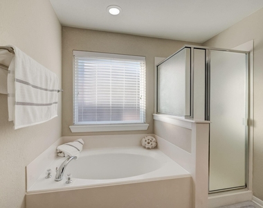 7219 Palmito Ranch Drive - Photo Thumbnail 30