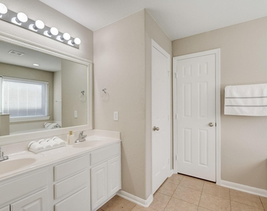 7219 Palmito Ranch Drive - Photo Thumbnail 29