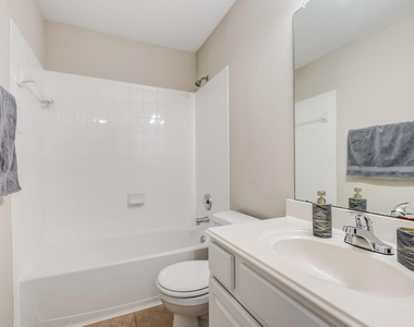 7219 Palmito Ranch Drive - Photo Thumbnail 9