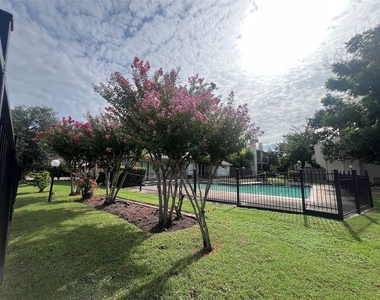3837 Tanglewilde Street - Photo Thumbnail 12