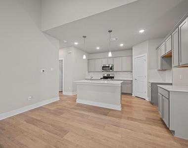 219 Pinnacle Lane - Photo Thumbnail 16