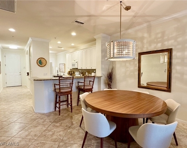 4884 Hampshire Court - Photo Thumbnail 4