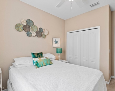 16148 Bonita Landing Circle - Photo Thumbnail 21