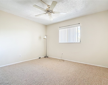 5635 Rattlesnake Hammock Road - Photo Thumbnail 12