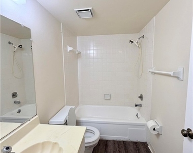 5635 Rattlesnake Hammock Road - Photo Thumbnail 14