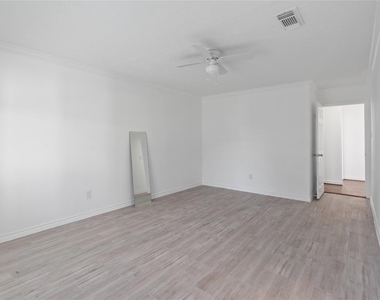 500 Shirleen Drive - Photo Thumbnail 28