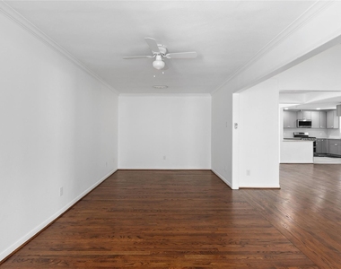 500 Shirleen Drive - Photo Thumbnail 15