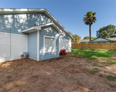 500 Shirleen Drive - Photo Thumbnail 32