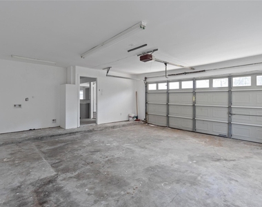 500 Shirleen Drive - Photo Thumbnail 31