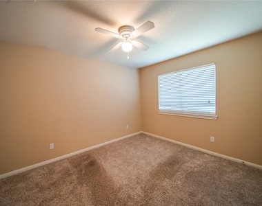 10723 Scenic Drive - Photo Thumbnail 10