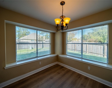 10723 Scenic Drive - Photo Thumbnail 7