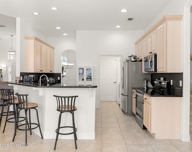 379 Pentland Drive - Photo Thumbnail 15