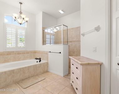 379 Pentland Drive - Photo Thumbnail 11