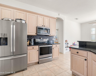 379 Pentland Drive - Photo Thumbnail 18