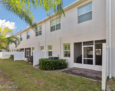 1430 Isabella Drive - Photo Thumbnail 11