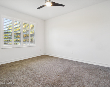 1430 Isabella Drive - Photo Thumbnail 4