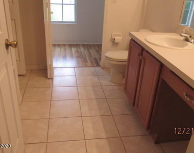 4281 Caparosa Circle - Photo Thumbnail 7