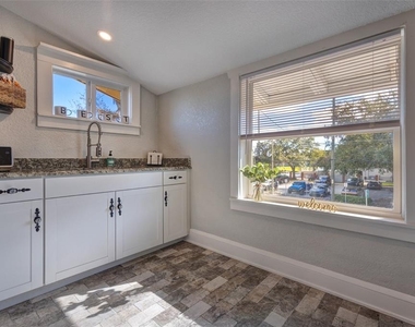 117 E Euclid Avenue - Photo Thumbnail 7
