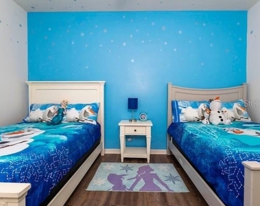 2904 Edenshire Way - Photo Thumbnail 11