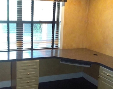 252 Santa Rosa Drive - Photo Thumbnail 10