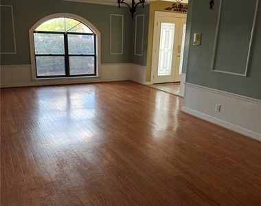252 Santa Rosa Drive - Photo Thumbnail 7