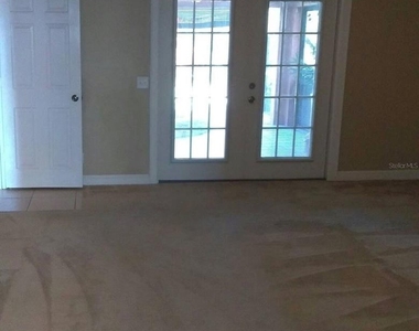 252 Santa Rosa Drive - Photo Thumbnail 4