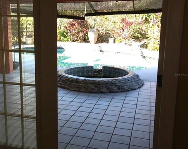252 Santa Rosa Drive - Photo Thumbnail 15