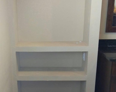 252 Santa Rosa Drive - Photo Thumbnail 8