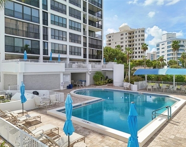 11 Sunset Drive - Photo Thumbnail 62