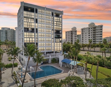 11 Sunset Drive - Photo Thumbnail 66