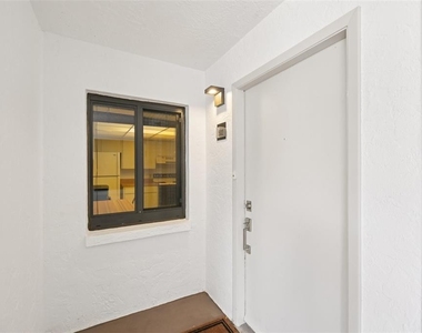 11 Sunset Drive - Photo Thumbnail 13