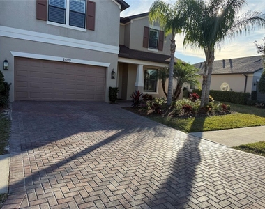 2599 Marton Oak Boulevard - Photo Thumbnail 2