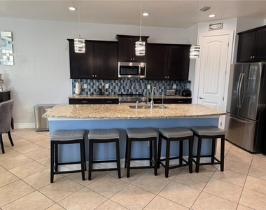 2599 Marton Oak Boulevard - Photo Thumbnail 9