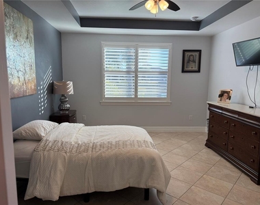 2599 Marton Oak Boulevard - Photo Thumbnail 15