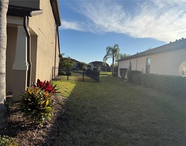 2599 Marton Oak Boulevard - Photo Thumbnail 12
