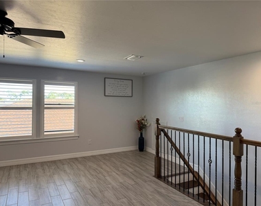 2599 Marton Oak Boulevard - Photo Thumbnail 37