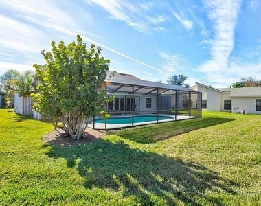 3982 Kingston Drive - Photo Thumbnail 23