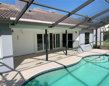 3982 Kingston Drive - Photo Thumbnail 10