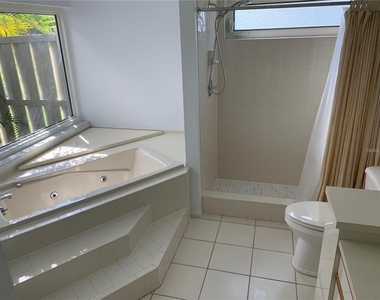 3982 Kingston Drive - Photo Thumbnail 14