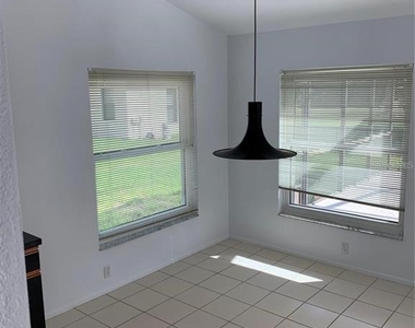 3982 Kingston Drive - Photo Thumbnail 16
