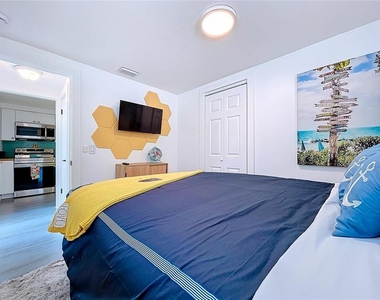 304 29th Street - Photo Thumbnail 24