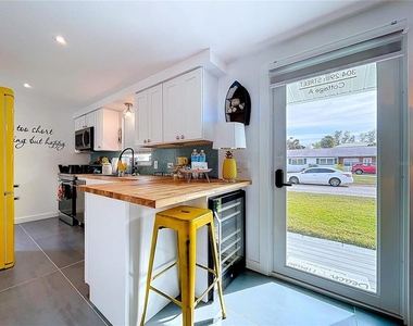 304 29th Street - Photo Thumbnail 6